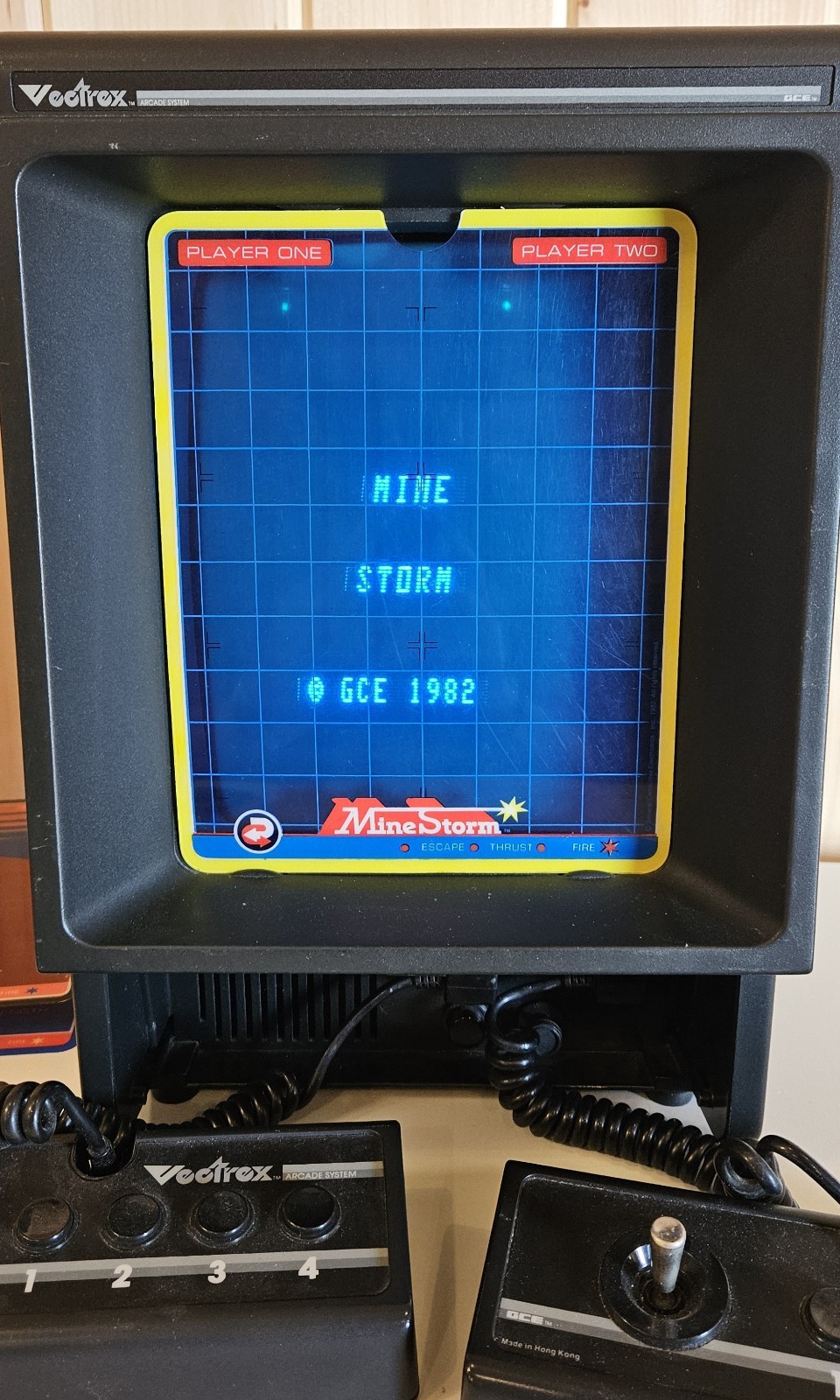 Vintage Vectrex Arcade System Video Game Console / 2 Controllers / 9 Games Lot