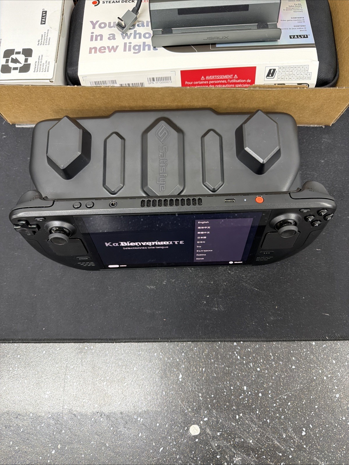 Steam Deck OLED 1 TB With Case And Original Charger Great Condition