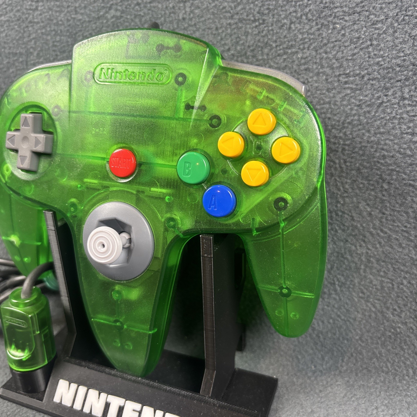 Nintendo 64 – Jungle Green Funtastic N64 Console w/ Accessories – Refurbished