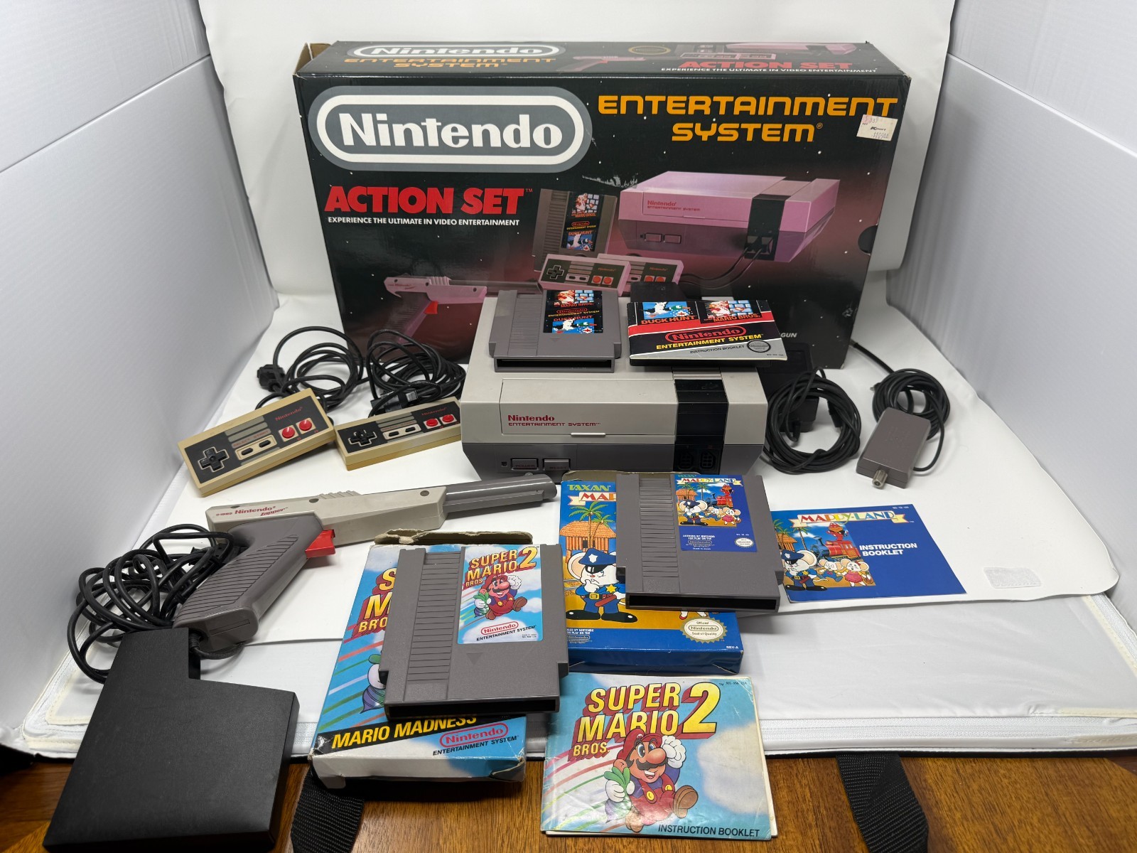 NES Action Set In Box + Super Mario Bros 2 and Mappy Land CIB Lot