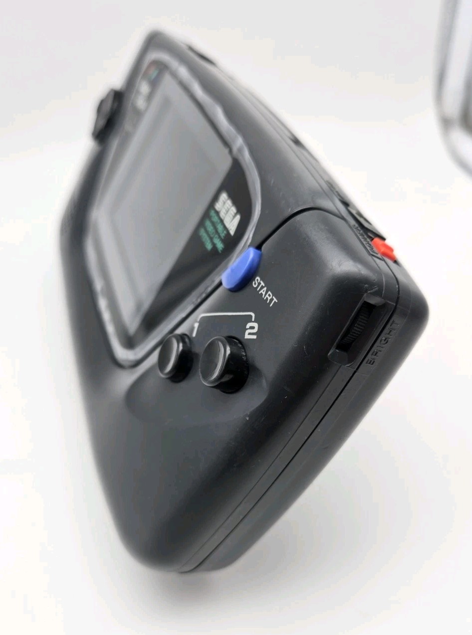 SEGA Game Gear Restored – Recapped, New Glass Lens, AC Adapter, Tested