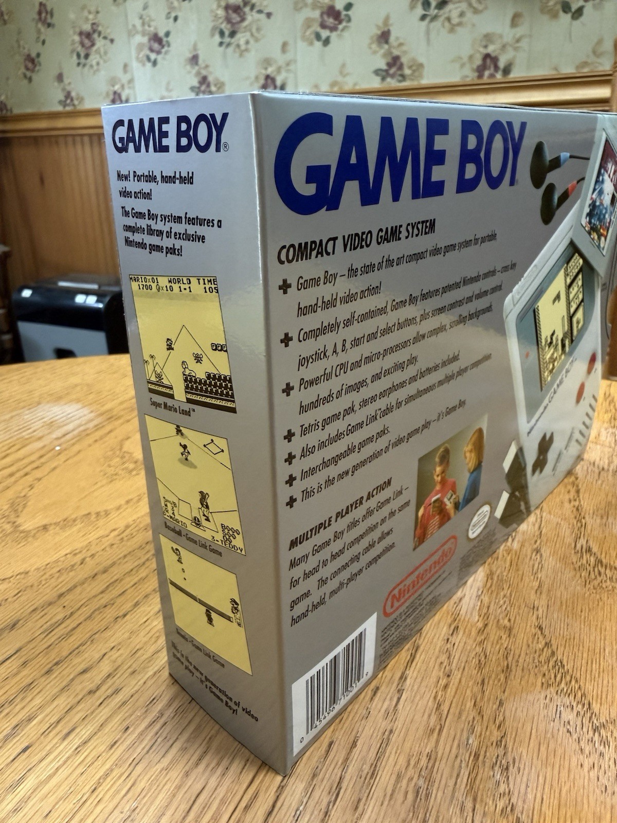 1989 Nintendo Game Boy DMG-01 with Tetris,MINT CONDITION,NEVER USED, TESTED!