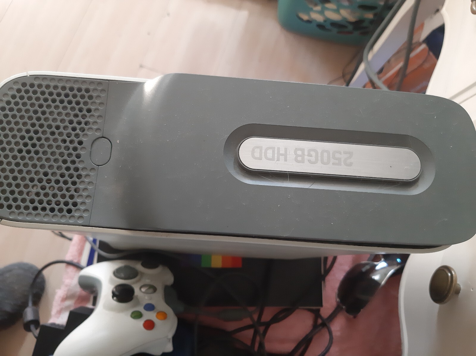 Microsoft Xbox 360 Core System Launch Edition White Console (B4K-00001)