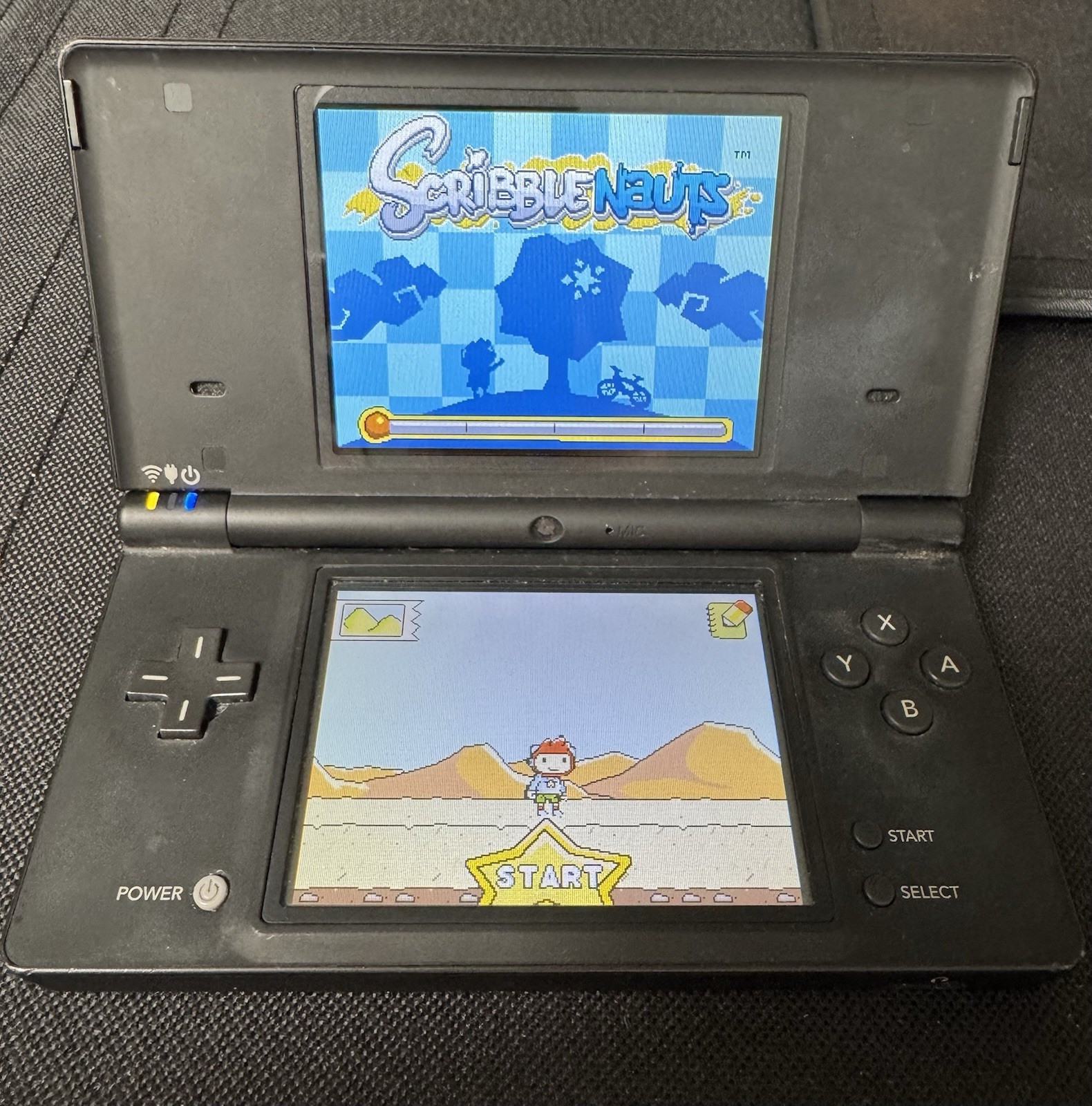 Nintendo DSi Handheld Console TWL-001 Matte Black -No Stylus or Charger- TESTED
