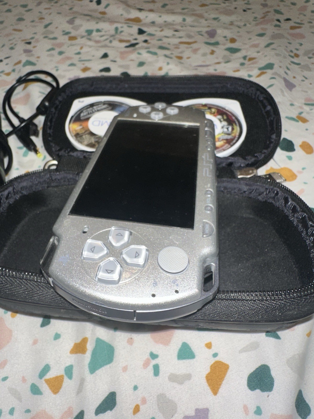 PSP 2001 Silver CONSOLE W/2 Games And Charger Tested