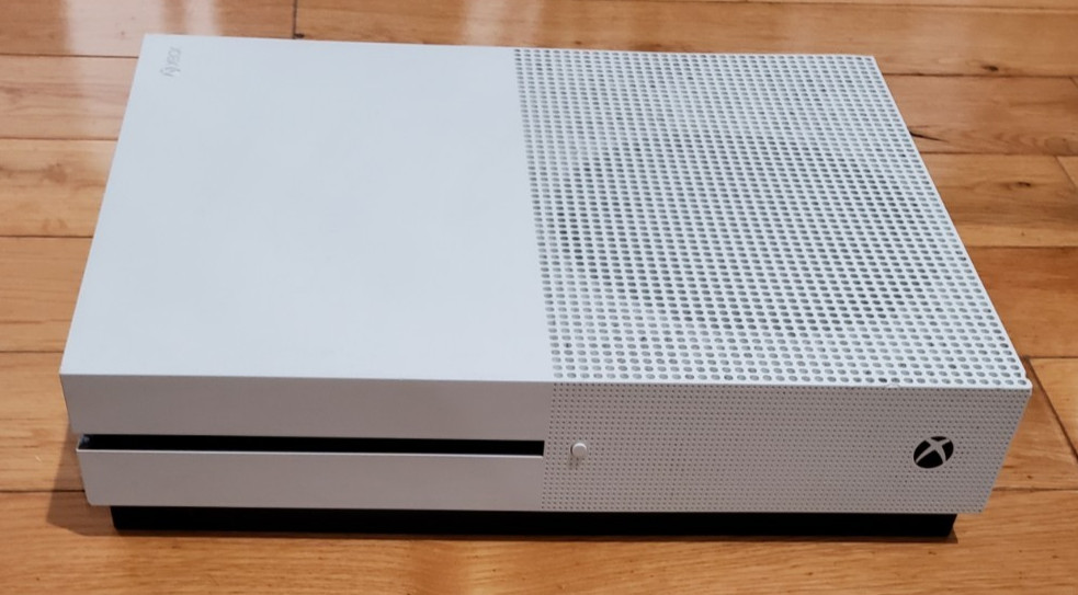 Xbox One S 1TB Console 1681 White Bundle, Wired Controller, Cords, TESTED *READ