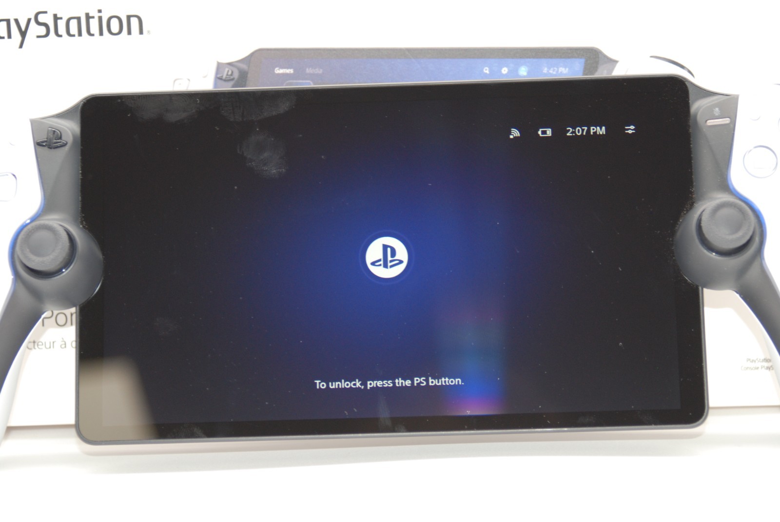 Sony PlayStation 5 PS5 PlayStation Portal White CFI-Y1001 W/ Box