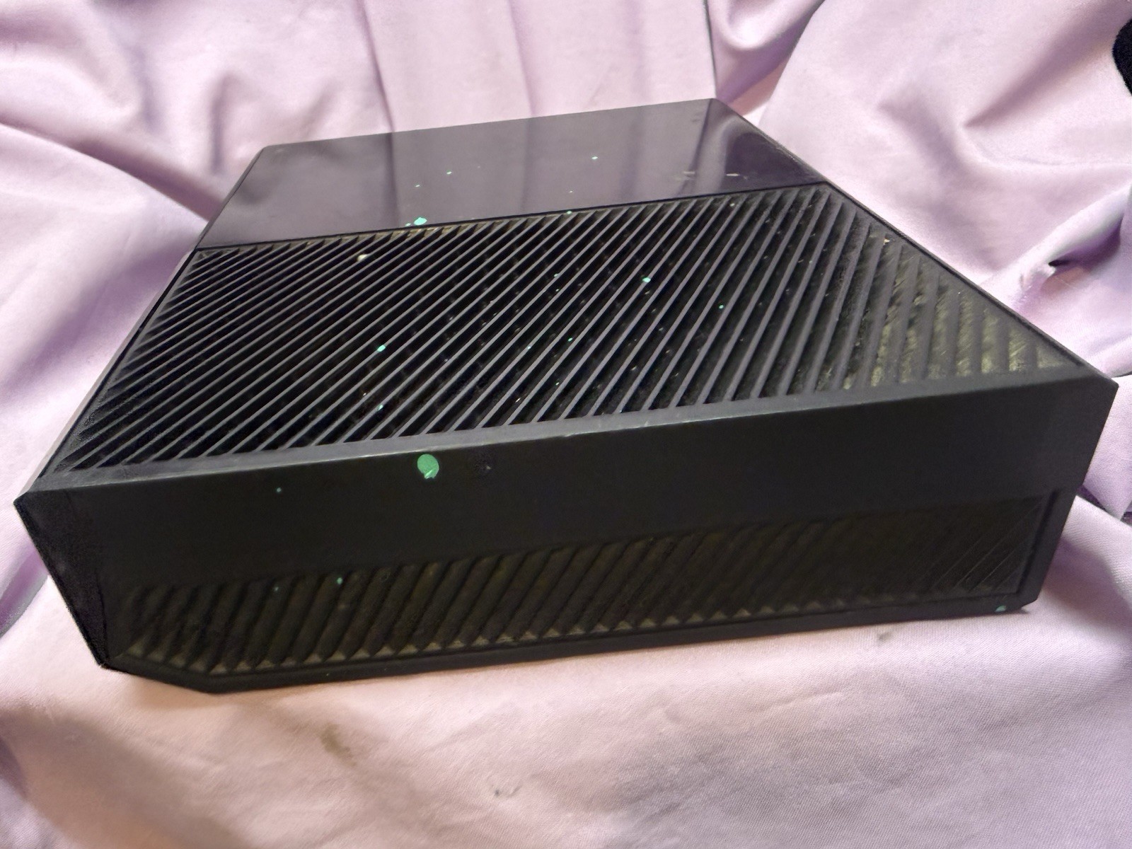 Microsoft Xbox One 1540 500GB. Works Great! Ships Free!