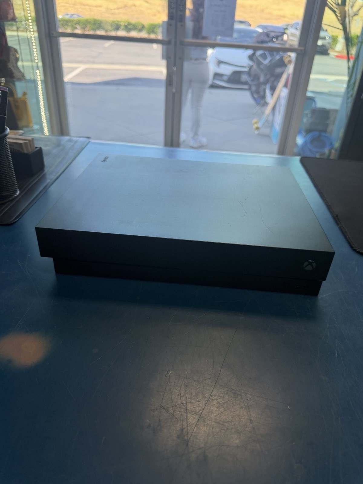 Microsoft Xbox One X – 1TB – Home Console – Black