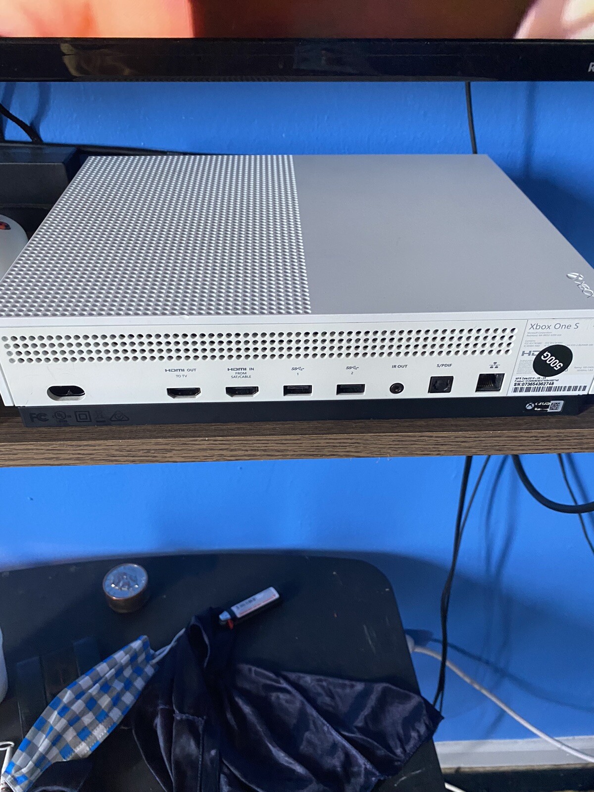 Microsoft Xbox One S 500GB White Minecraft Console With 11 Games