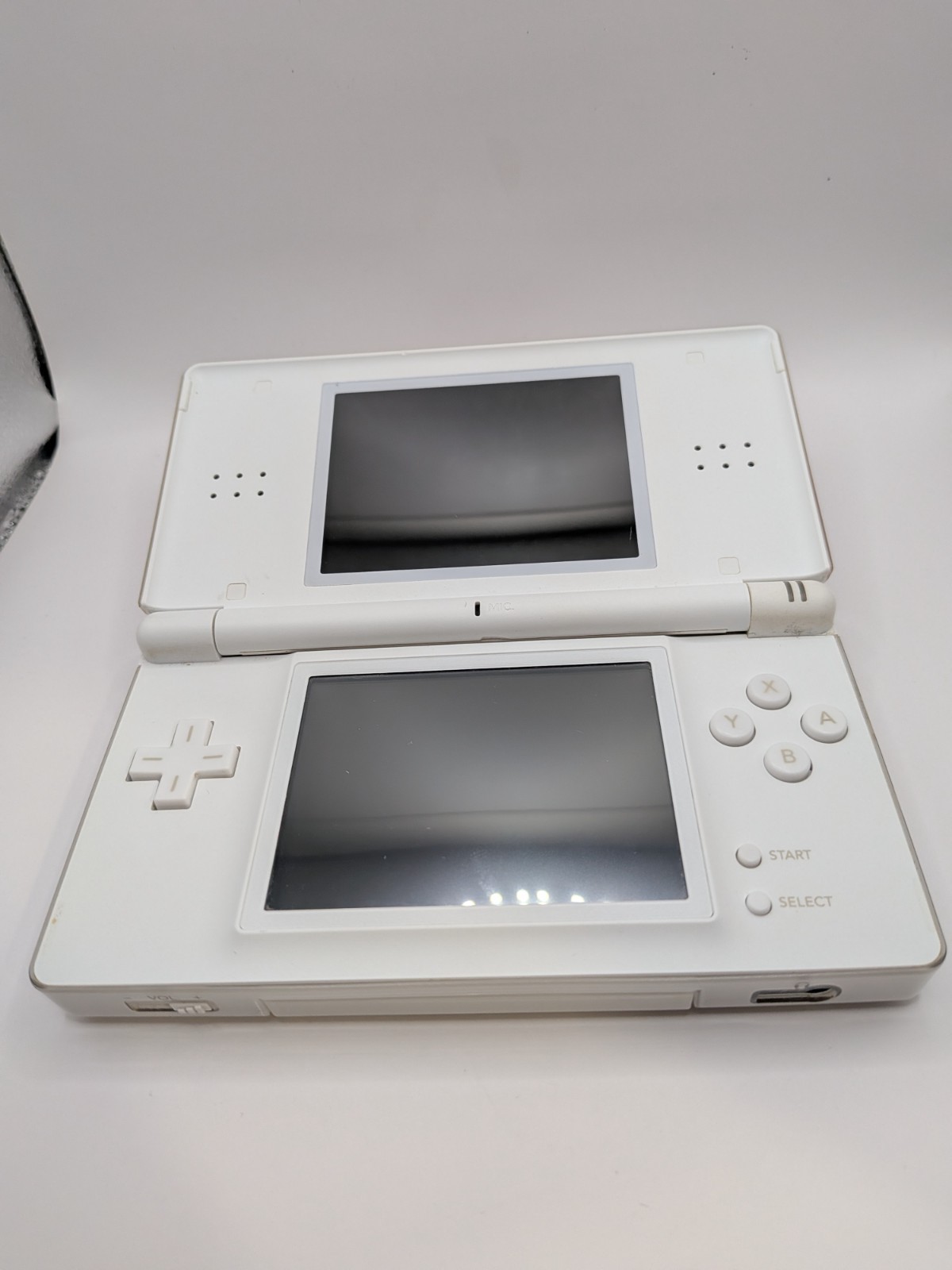 Nintendo DS Lite – Pink Ribbon White Special Edition – Tested & Works