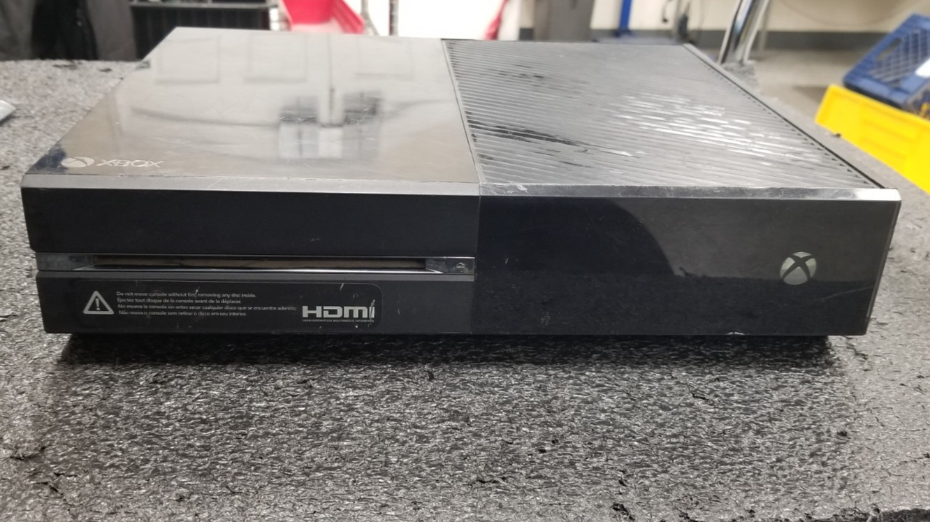Microsoft Black Xbox One : 1540 : 500GB : Tested & Works