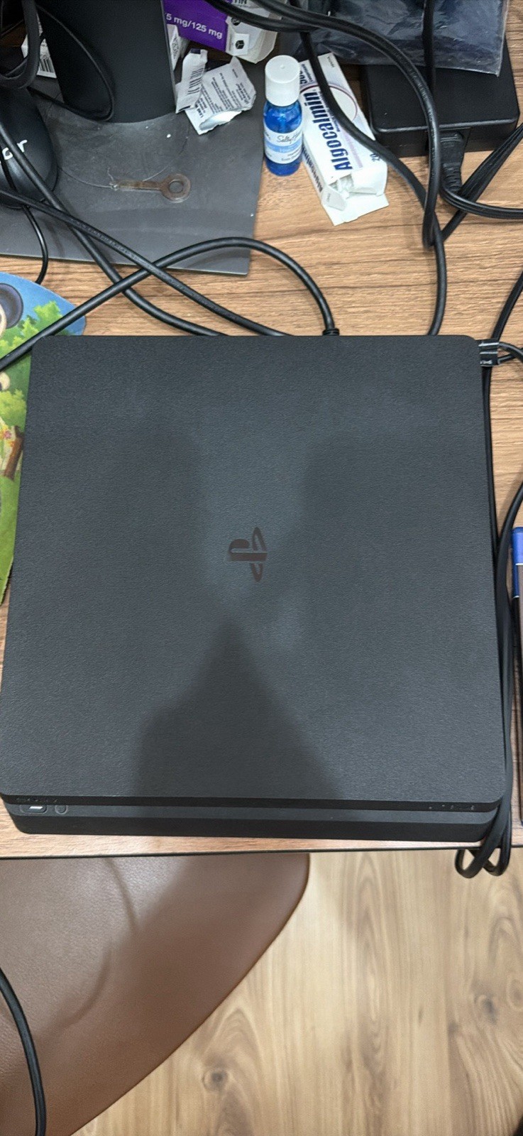 Sony PlayStation 4 Slim 1TB Black (BARELY USED) 2 controllers, 6 Games