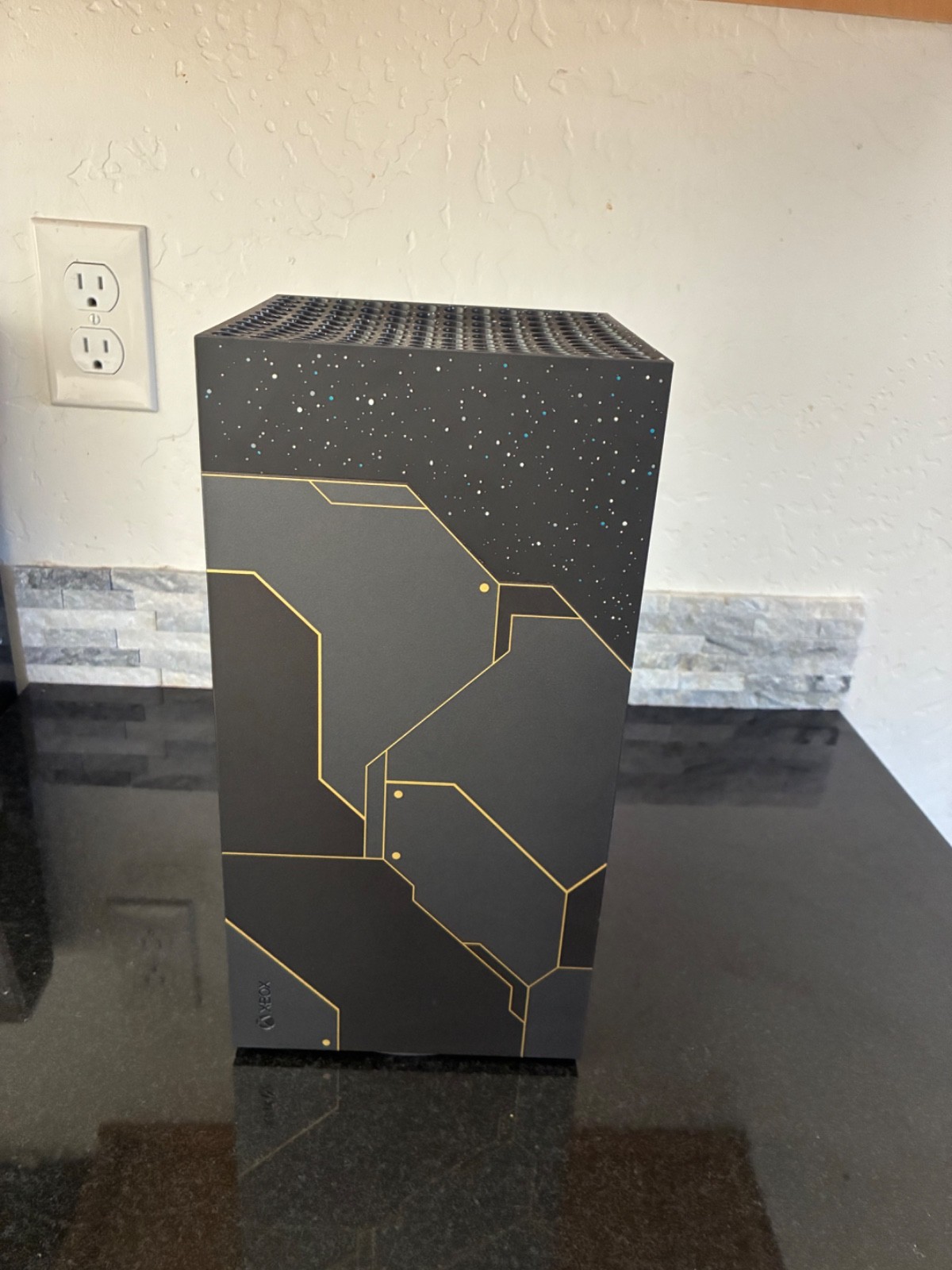 Excellent -Xbox Series X Halo Infinite 20th Anniversary Limited Edition + CNTRL