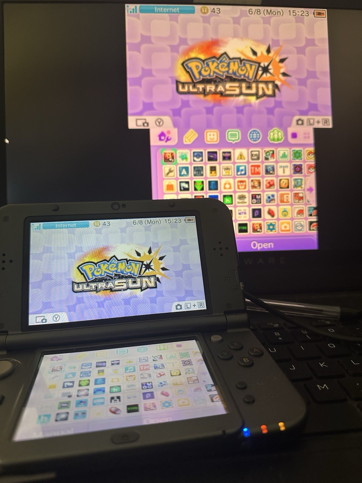 New Nintendo 3DS XL with Loopy Capture Card, Black! & 128 GB SD
