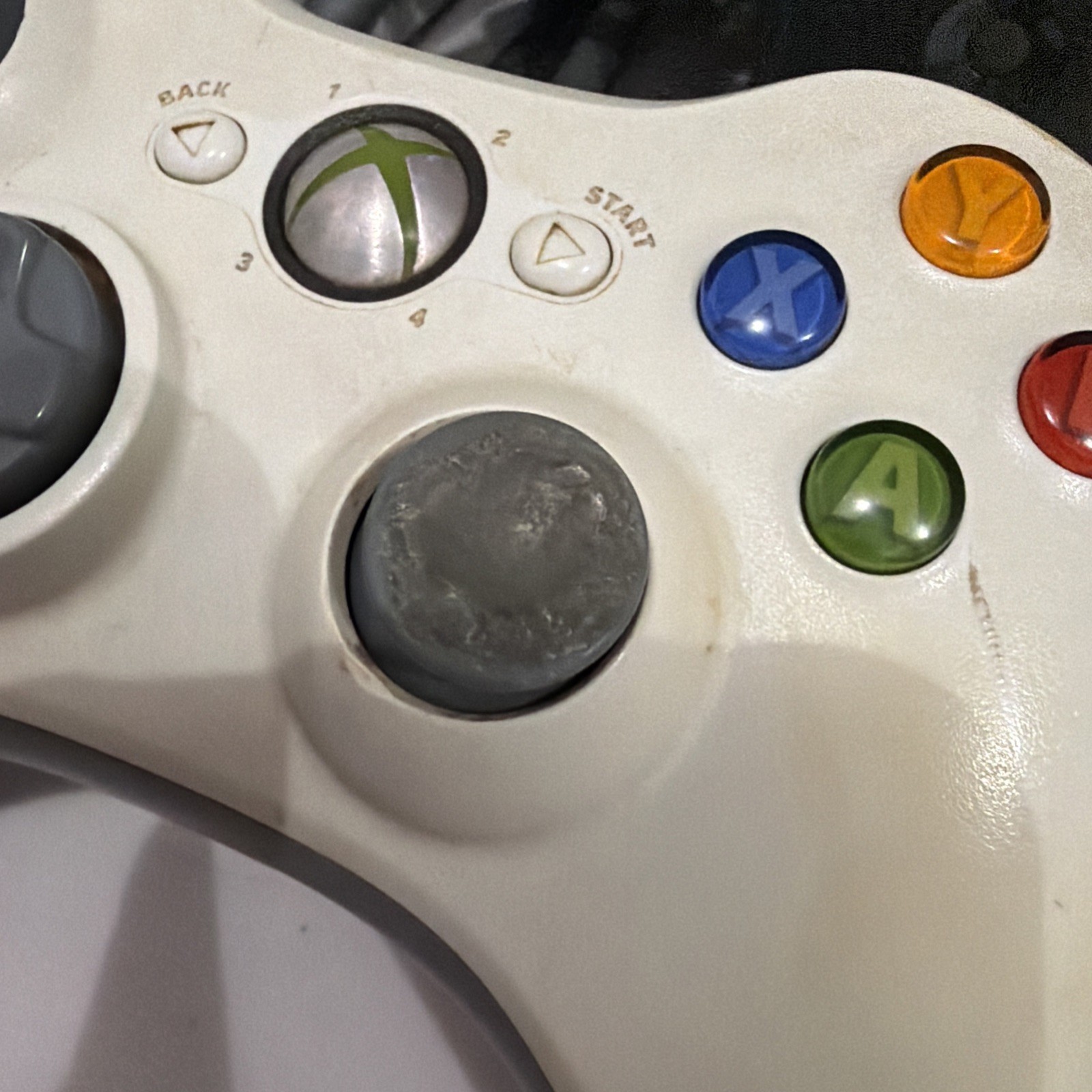 Xbox 360 Pro 20GB White Console Bundle 2 Controllers Cords 8 Games Tested