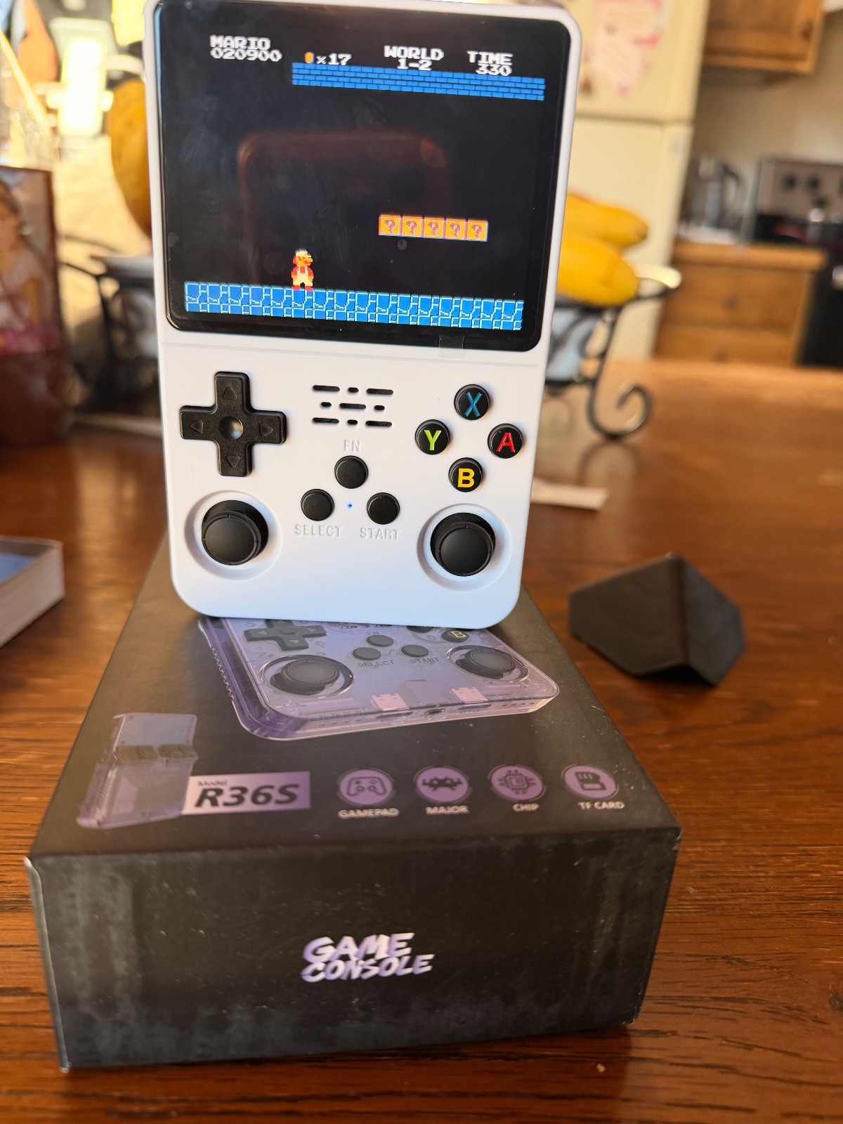 RK3326 Quad Core Handheld Game Console 128G With Built-in 15000+ Games, White
