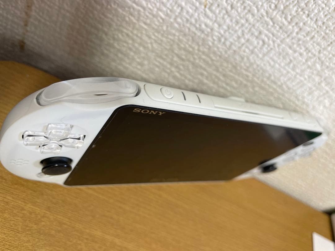 Sony PS Vita PCH-2000 White Console Tested Working Charger Included Region Free