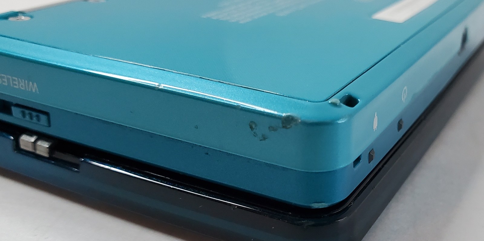 Nintendo 3DS Handheld System – Aqua Blue USA MODEL – No Stylus