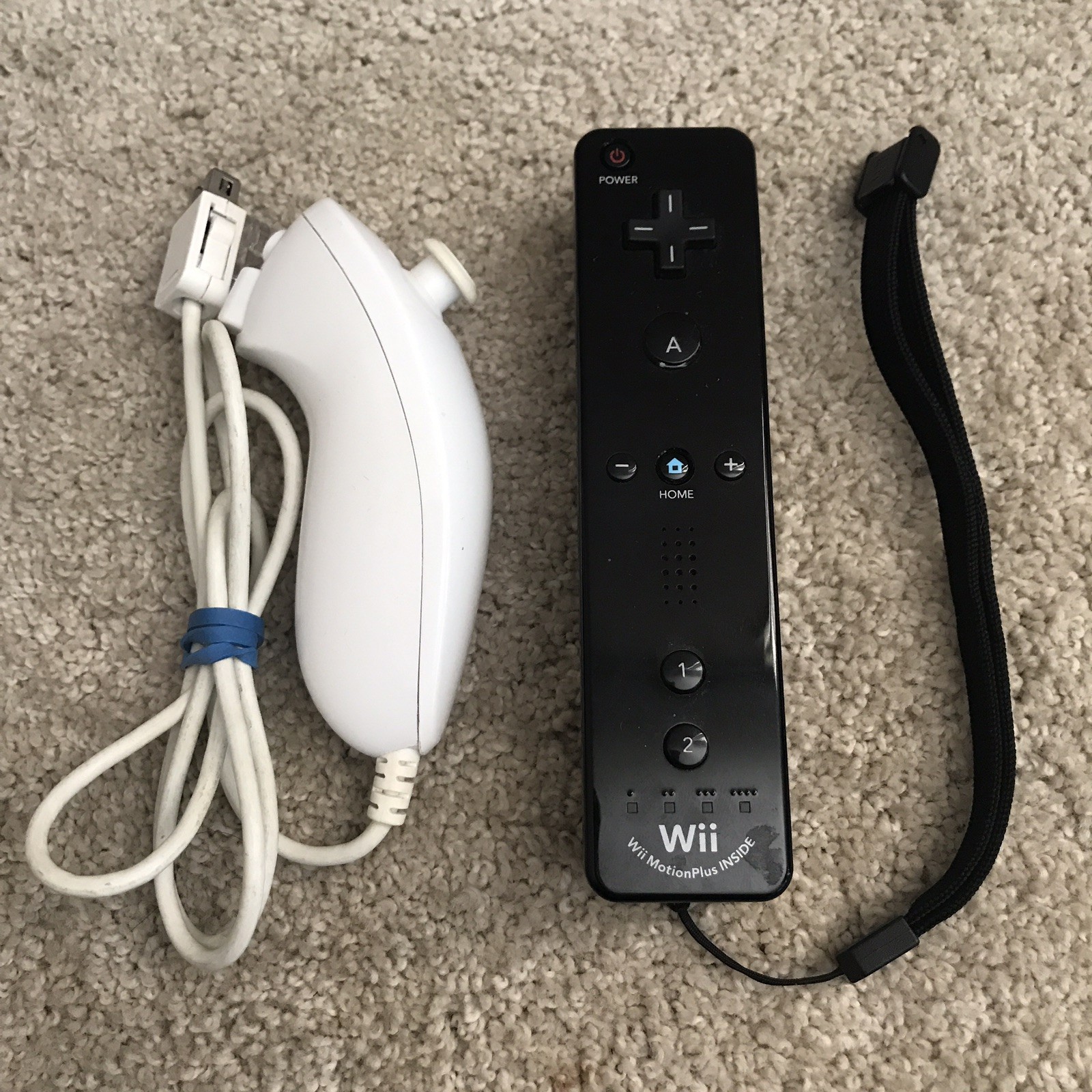 Nintendo Wii RVL-001 Black System with Cables and Motion Plus Controller TESTED
