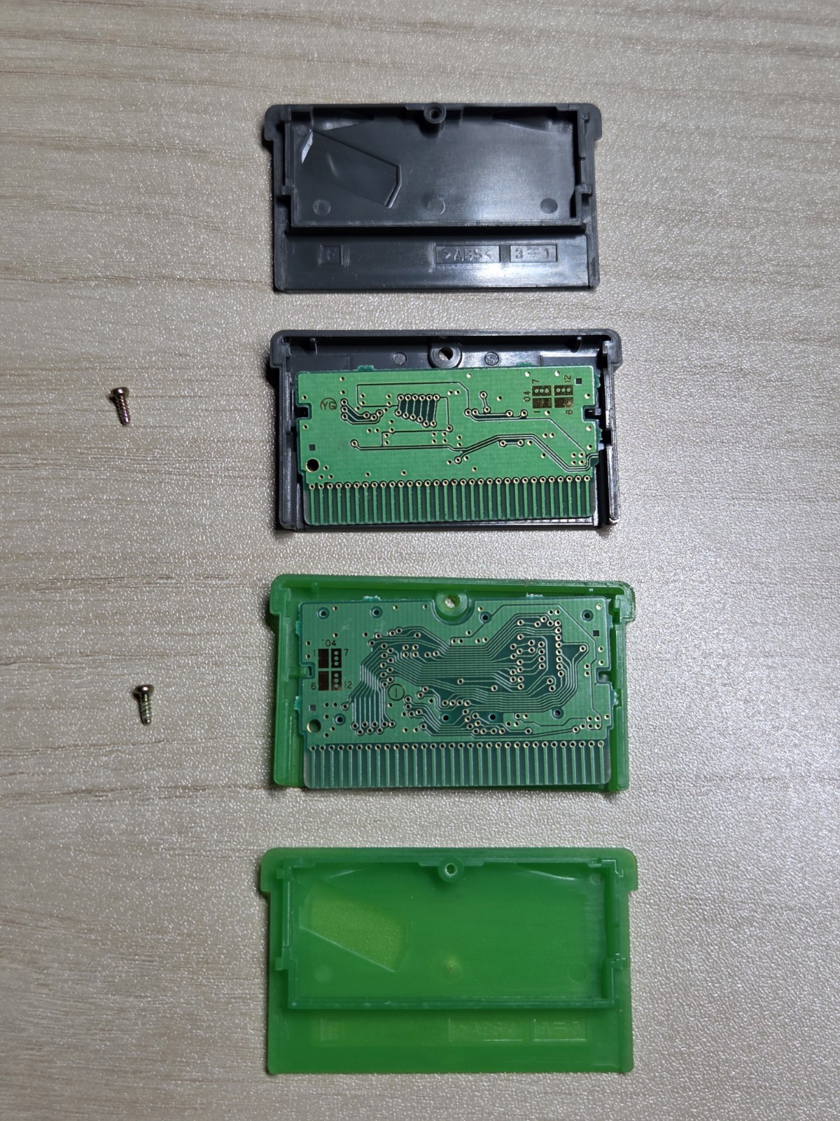 Platinum Nintendo Game Boy Advance SP (AGS-001) CIB with Pokémon Leaf Green