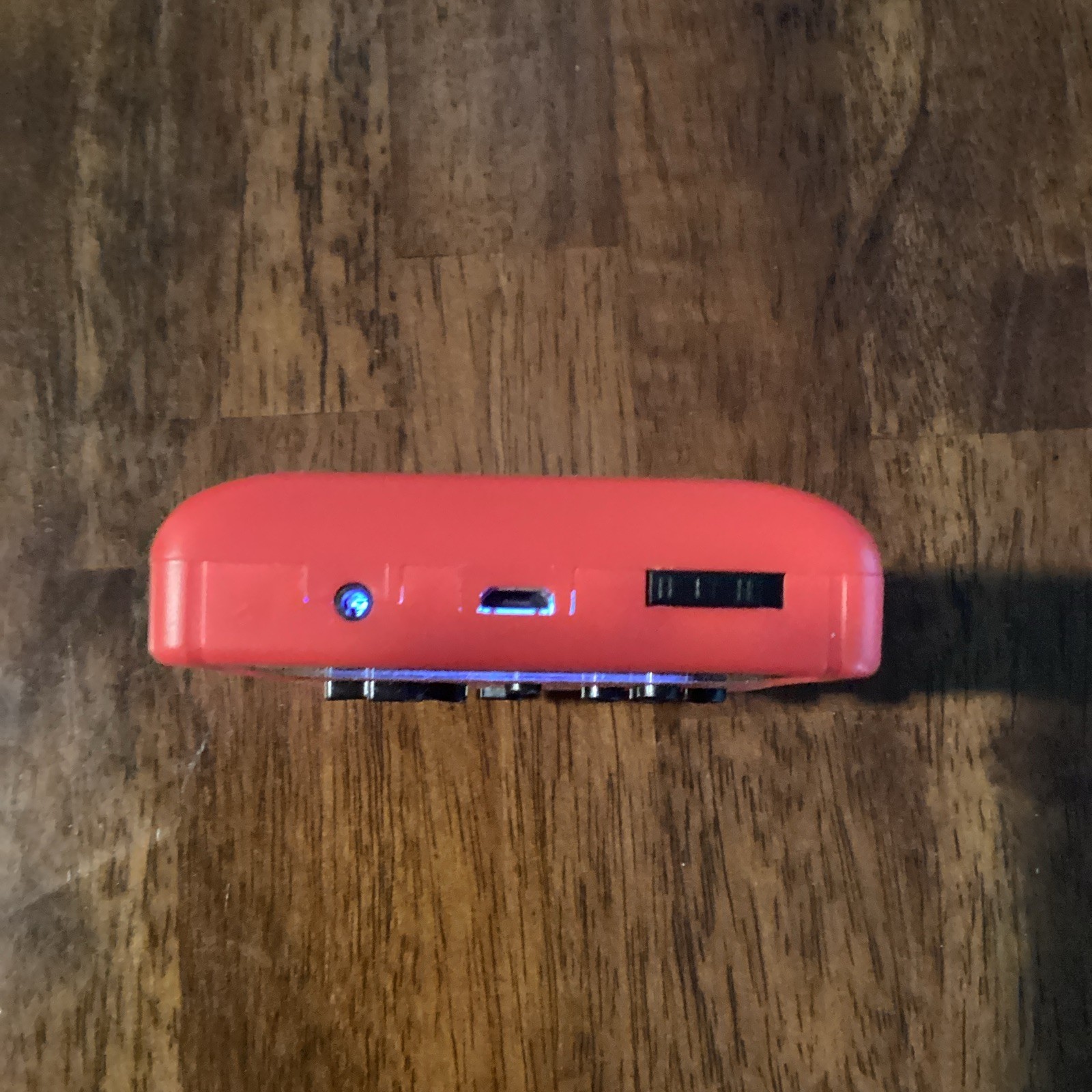 iJoy IJ10545-PS Red Handheld Retro Game Console 200-in-1 Built-In Games