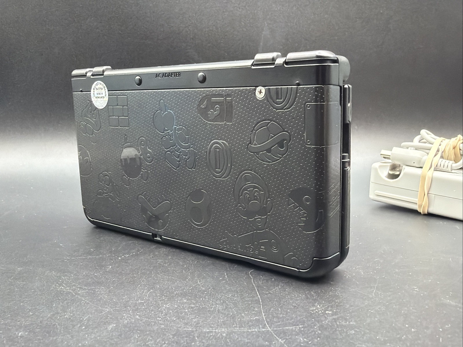 Nintendo 3DS Original Super Mario Edition 4GB Handheld System – Black •CLEAN!•