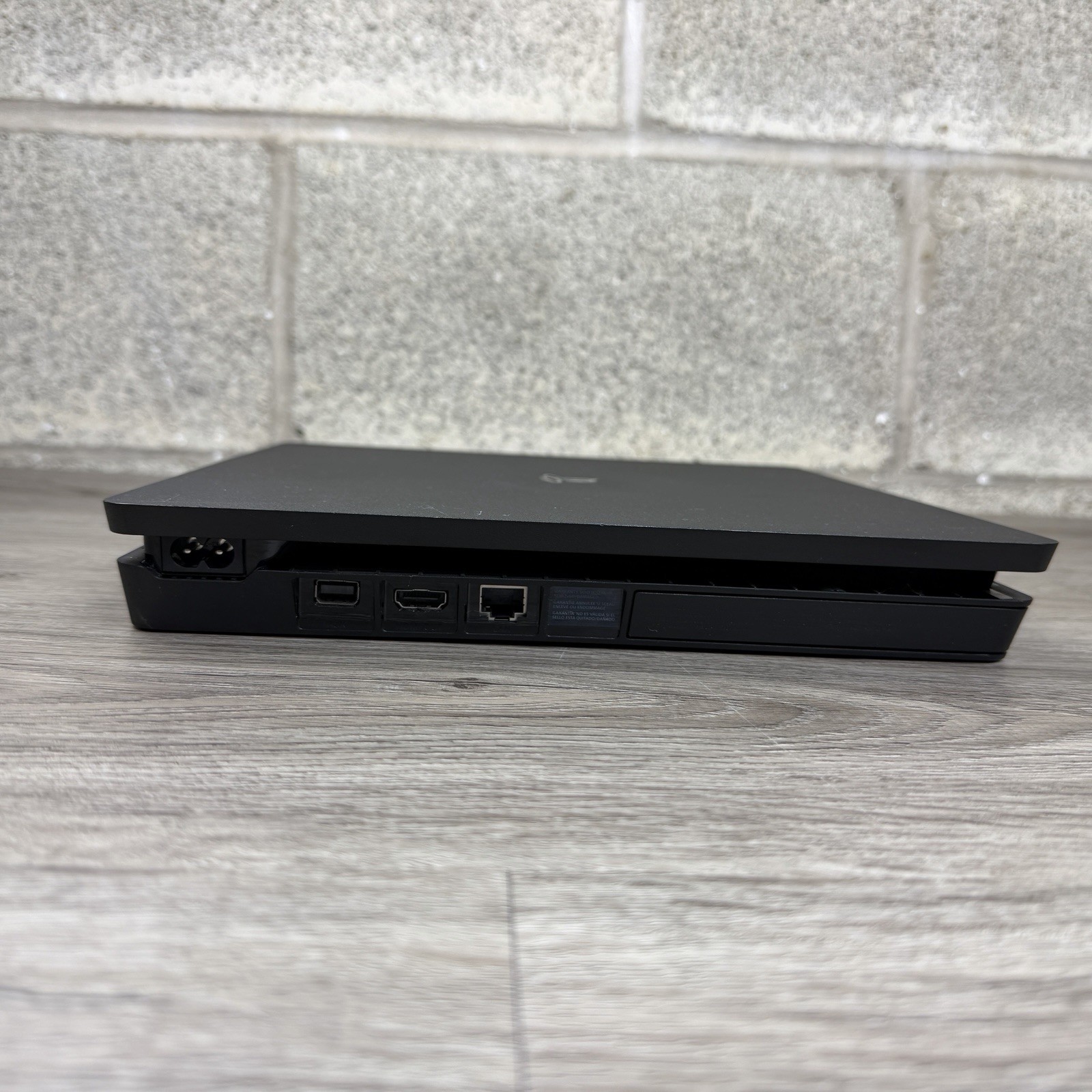 Sony PlayStation 4 Slim 500GB CUH-2015A Console Bundle w/One Controller