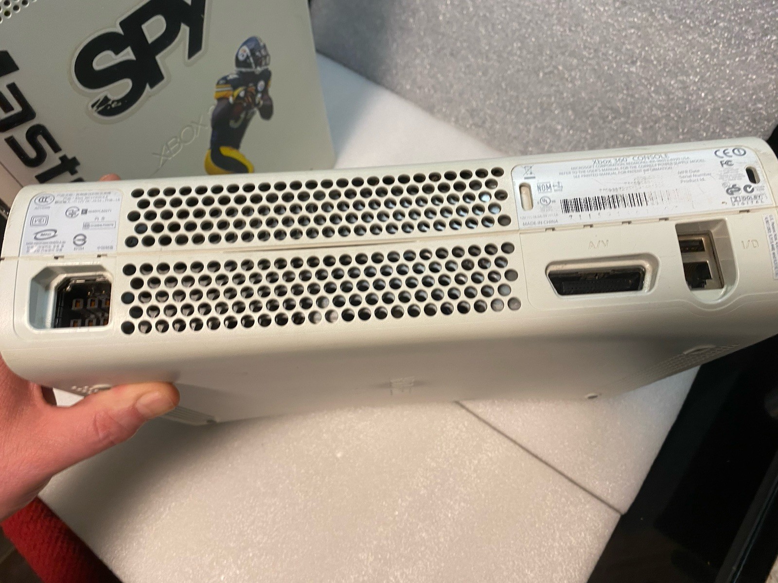 2 Microsoft Xbox 360 White Console NTSC-U/C 2008 – Untested – As Is and Pictured