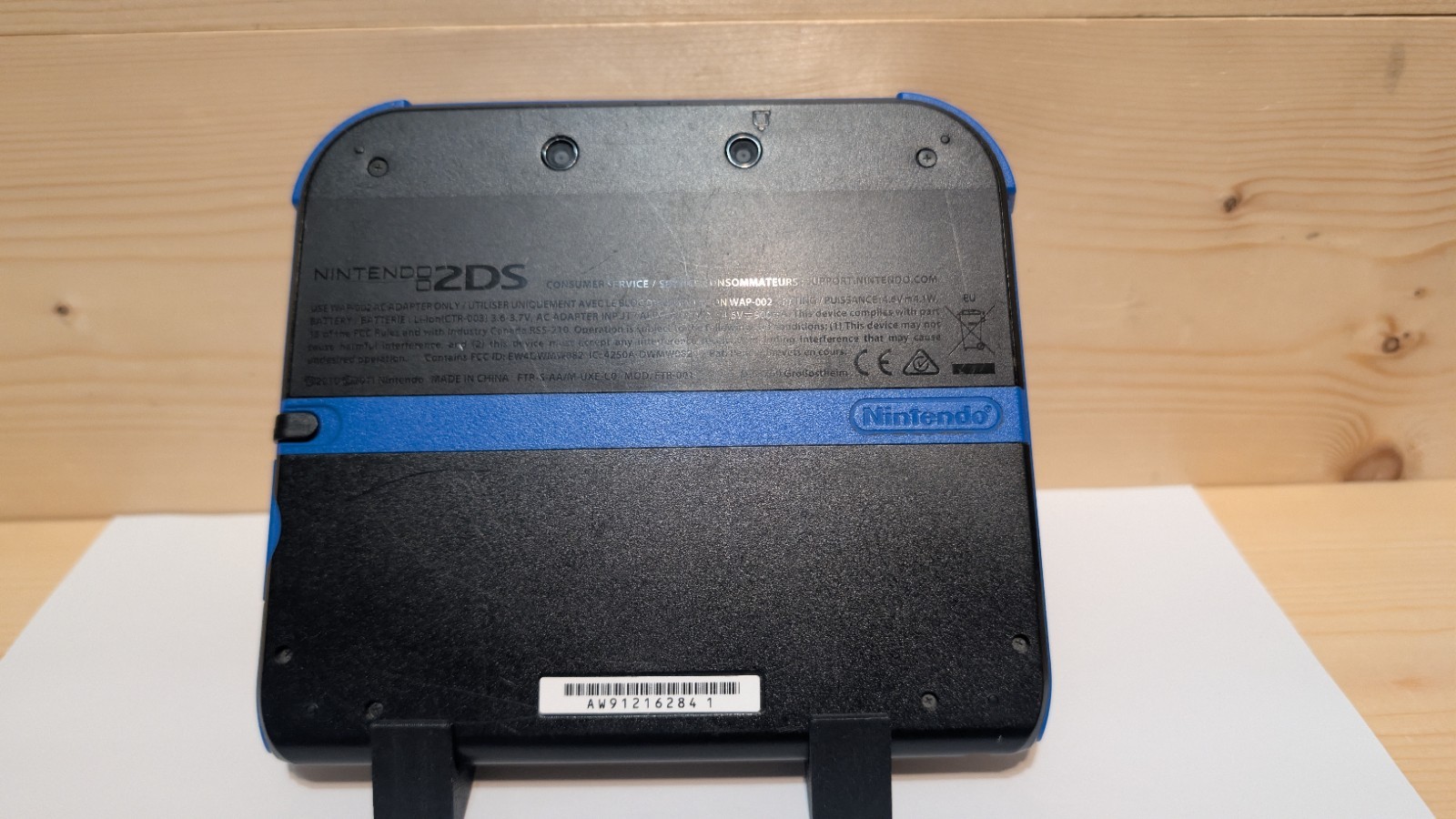 Nintendo 2DS Blue/Black US Version W/SD & Cable *Tested*