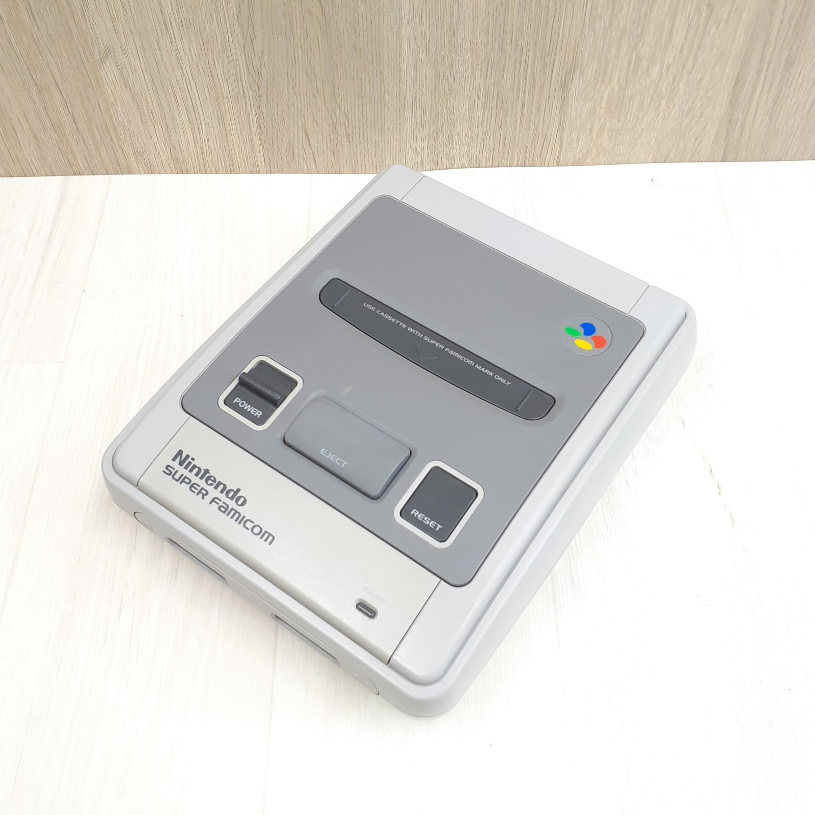 Nintendo Super Famicom Console with Mario World Storage Case &Game Japanese SNES