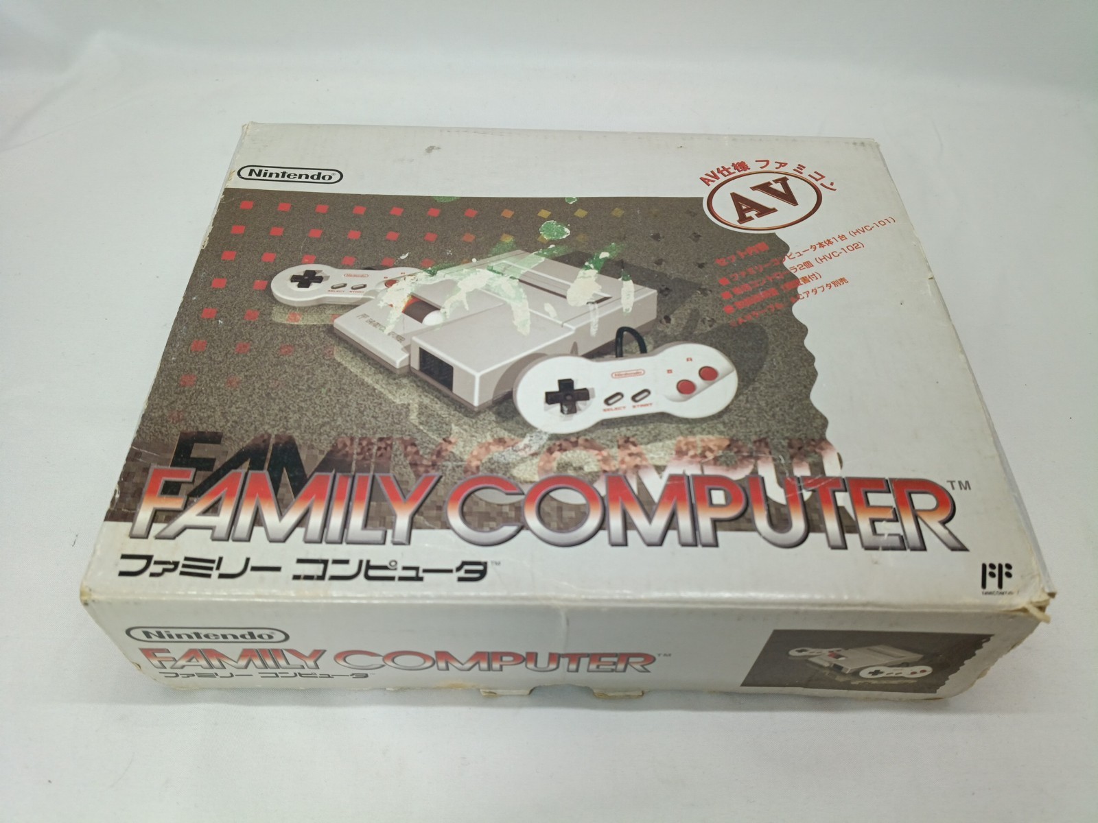 Nintendo AV Famicom Box Game Console set New Famicom NTSC-J Tested