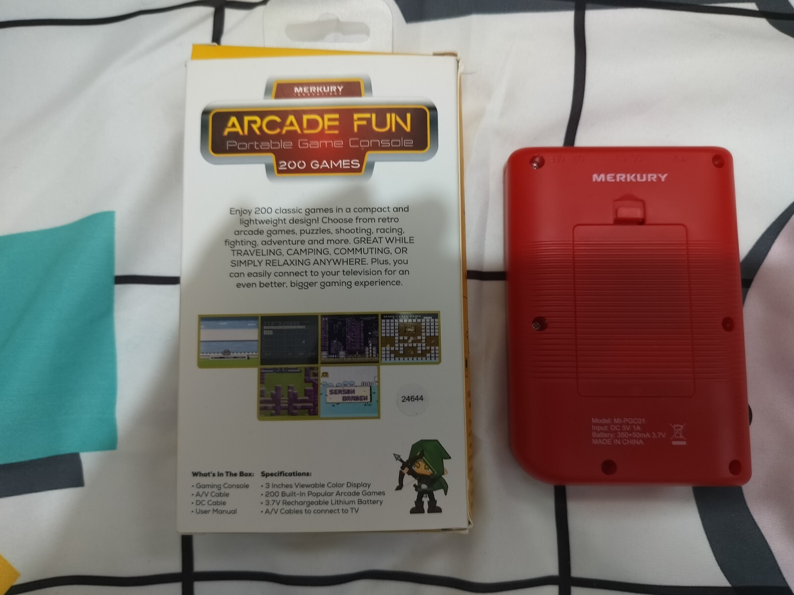 Merkury Innovations Arcade Fun Portable Gaming Handheld 200 Games- New & Working