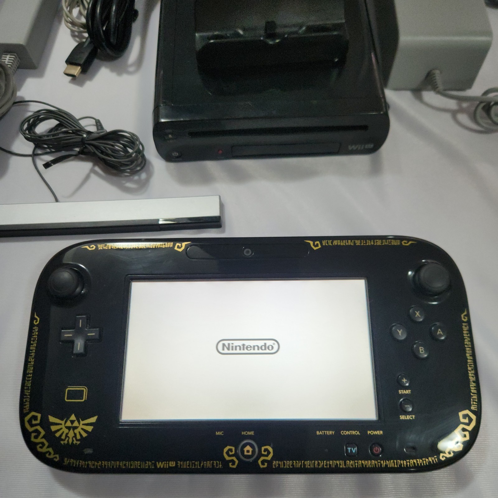 Nintendo Wii U Zelda GamePad Bundle WUP-101(02) Tested Sensor Bar Cords HDMI