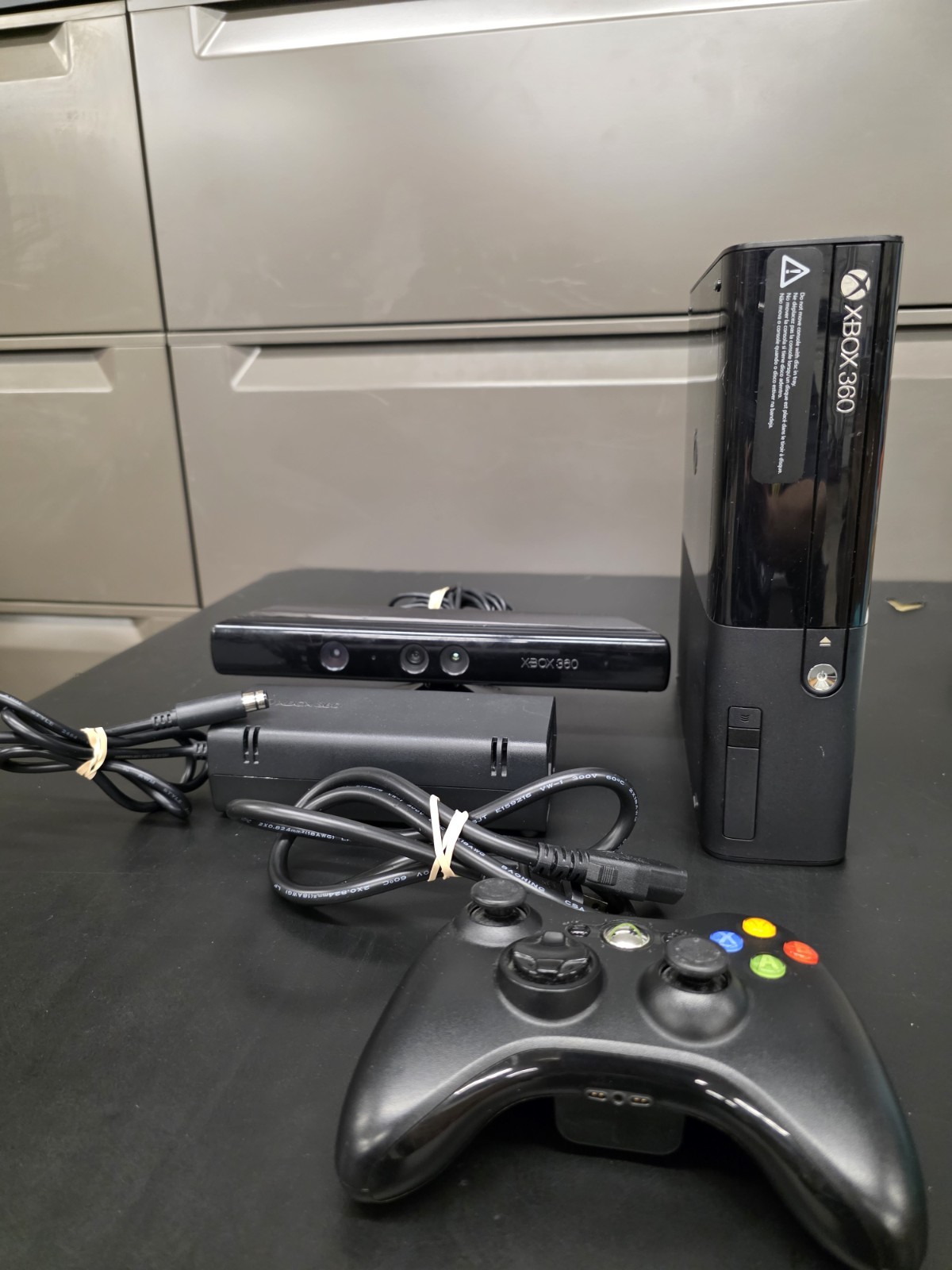 Microsoft Xbox 360 E Model 1538 Console Controller Power Supply Kinect Tested