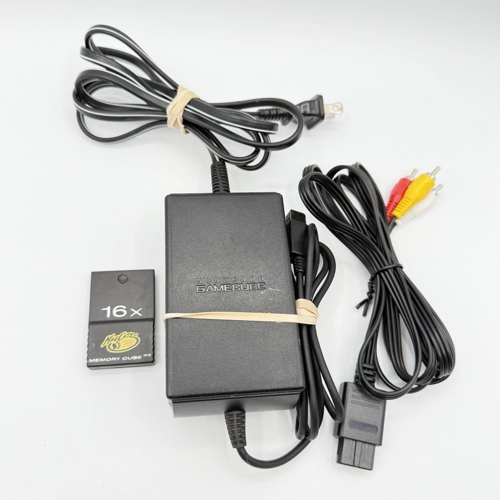 Nintendo GameCube DOL-101 Silver Console Bundle Controllers Cords Tested *READ*