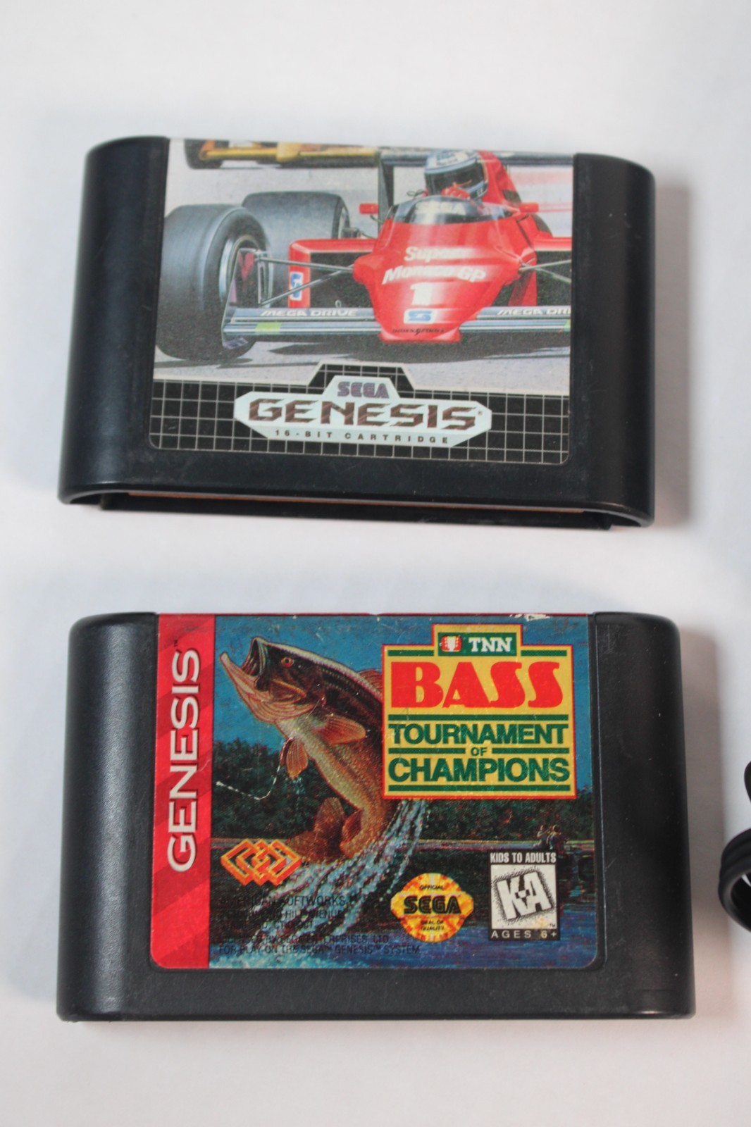 Sega Genesis Model 2 Console Bundle w/ 2 Controllers & Game (Tested & Working)