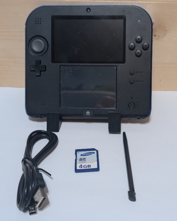 Nintendo 2DS Blue/Black US Version W/SD & Cable *Tested*