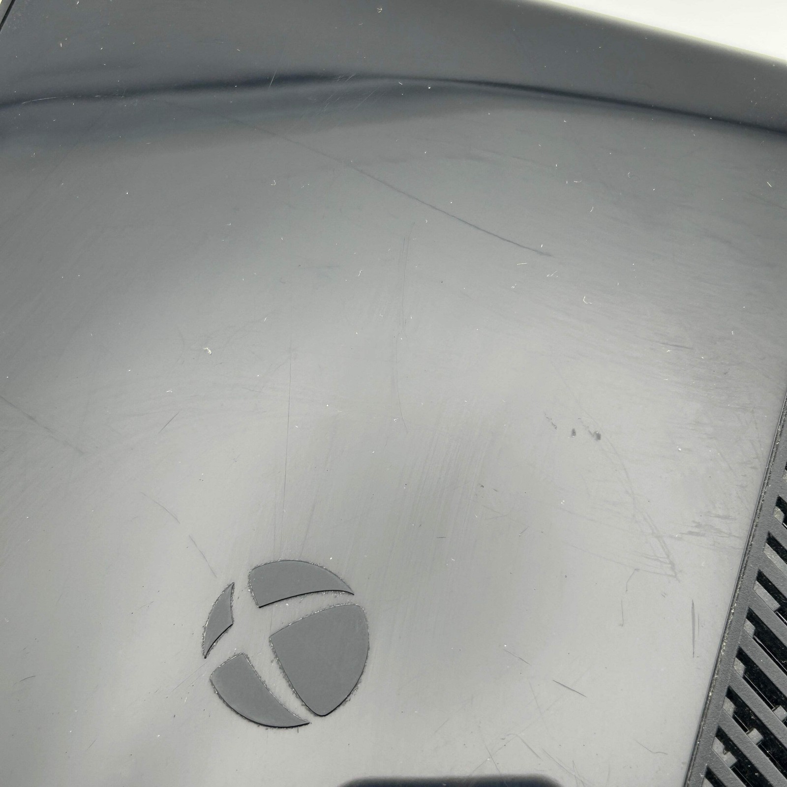 Broken Microsoft Xbox 360 E 250GB Console Gaming System 1538 READ