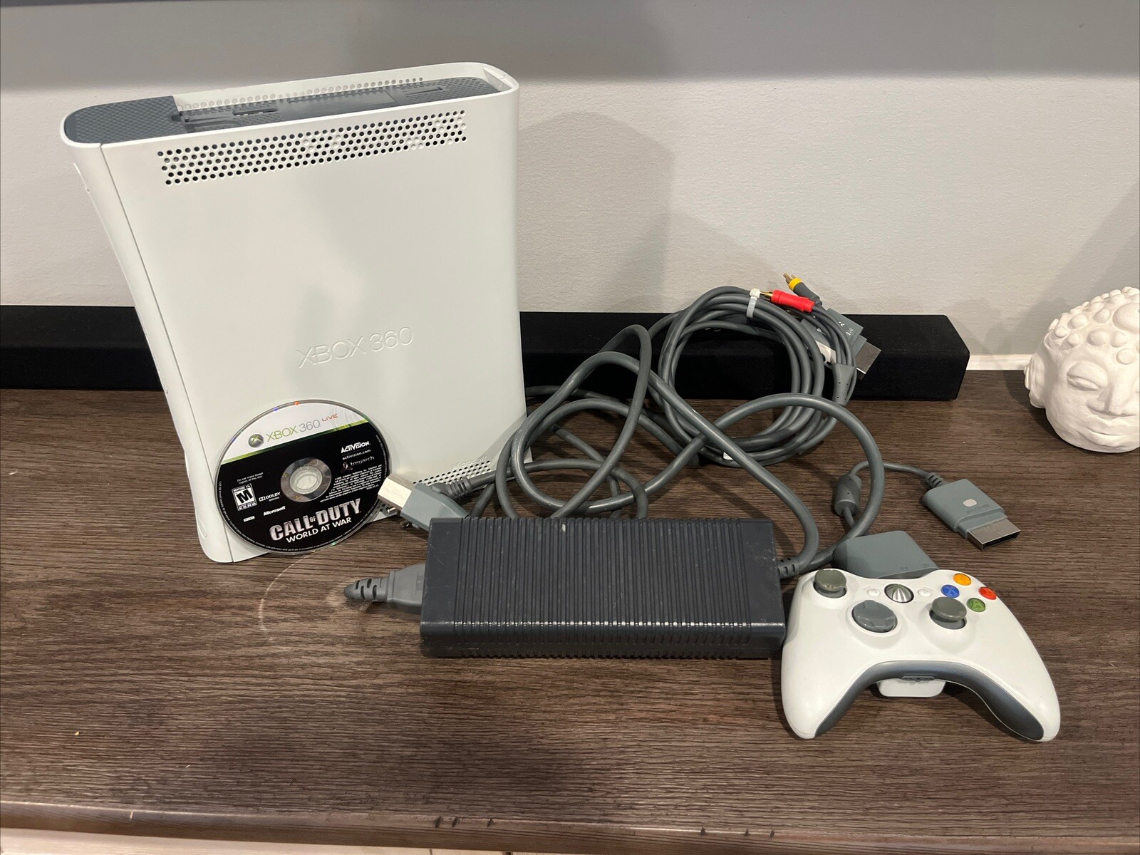 Xbox 360 Core Bundle, with AV , Controller, Call of Duty World at War, Tested!