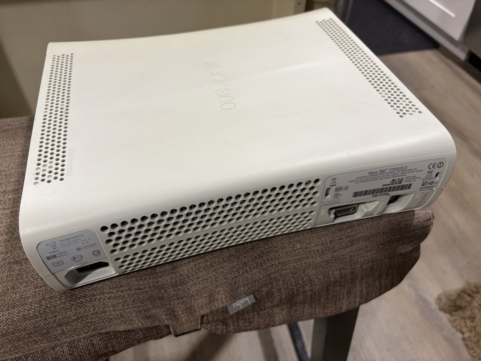 Microsoft Xbox 360 Console Only – Working But Disc Tray Jam- FREE SHIPPING