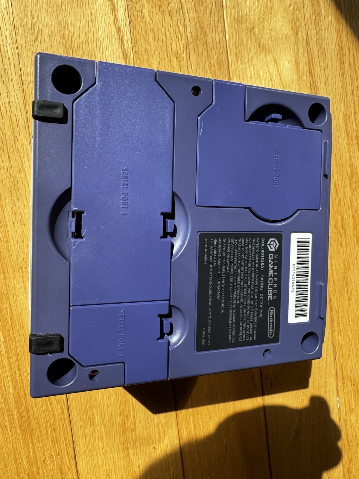 GameCube Console Wavebird, Memory Card, Broadband Adaptor, 3 Games