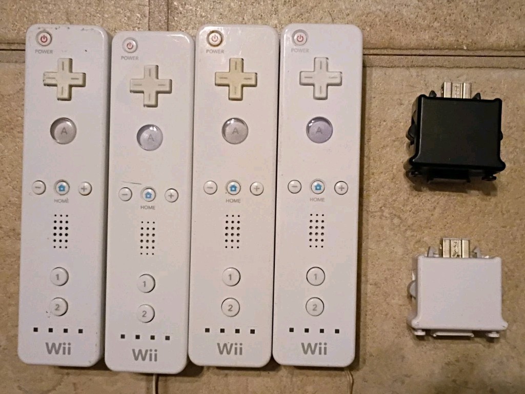 Nintendo Wii Black RVL-101 Console Tested Working With Controlles + Accessories