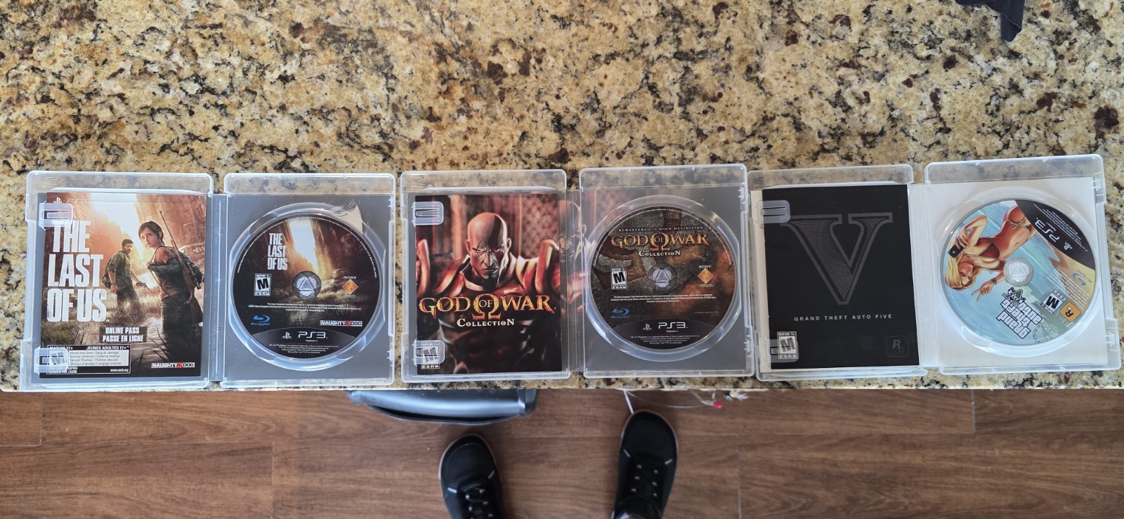 GoW Collection* GTA5* Sony PS3 SuperSlim 500GB Console, OEM Controller 10 Games