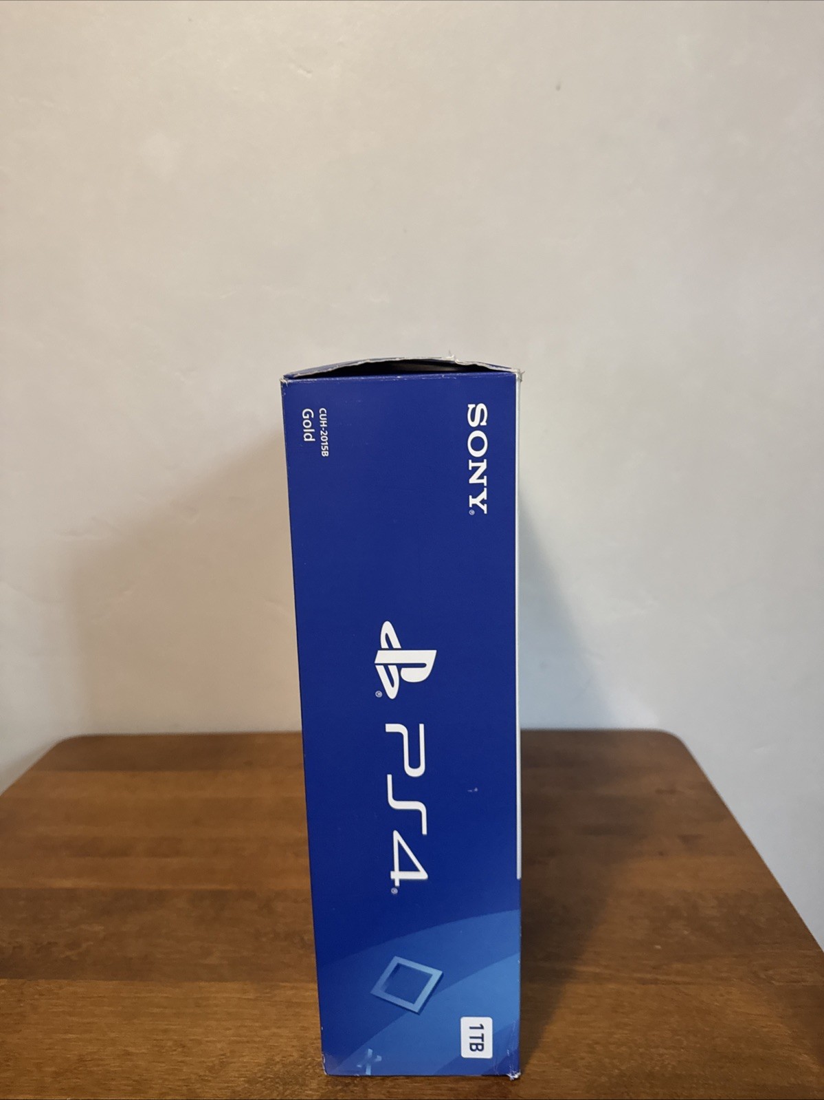 Sony PlayStation 4 Slim Limited Edition 1TB Console -Gold Complete In Box Bundle