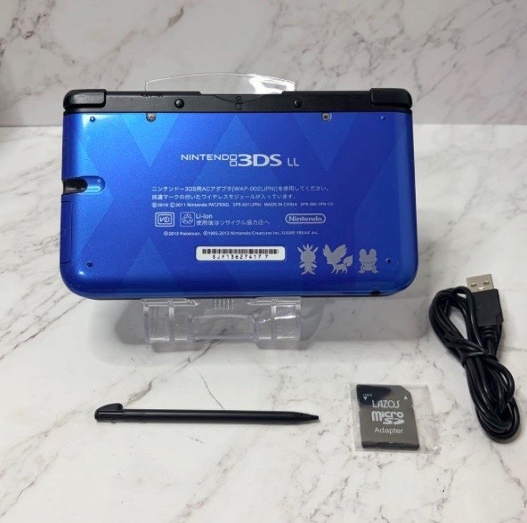 [Limited Edition – Includes Accessories] Nintendo 3DS XL Pokemon XY