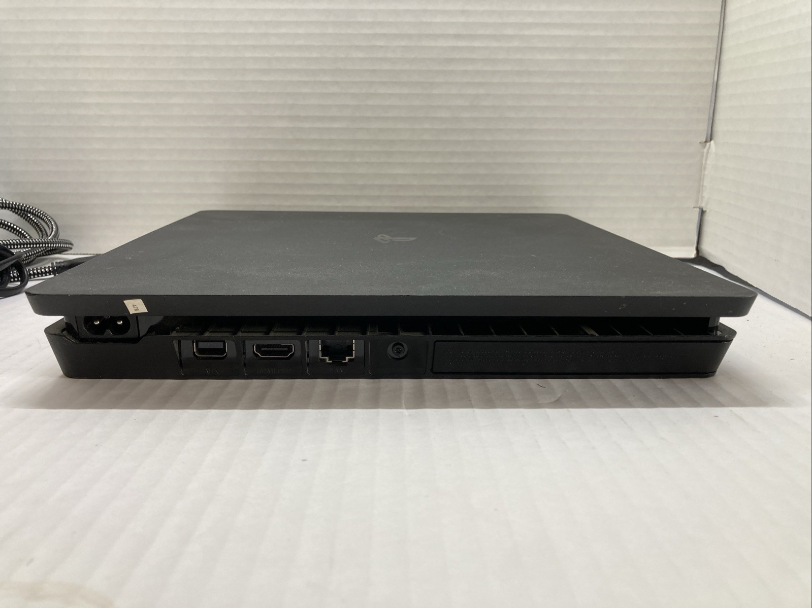Sony Playstion 4 Slim Blk Console 900gb W/cords & Controller Bundle Tested Works