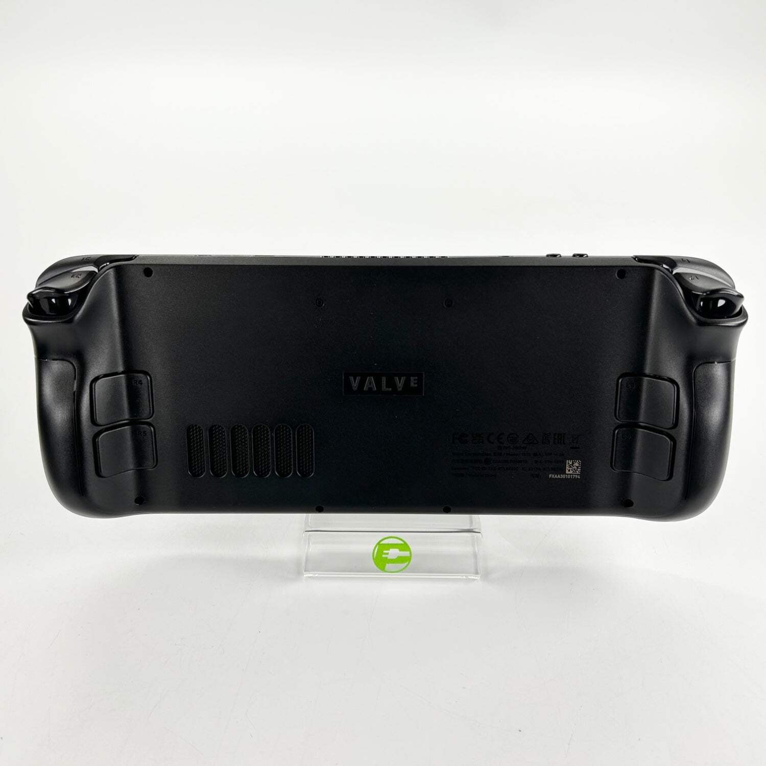 Valve Steam Deck 7″ AMD 7nm Ryzen APU 16GB RAM 64GB Black 1010