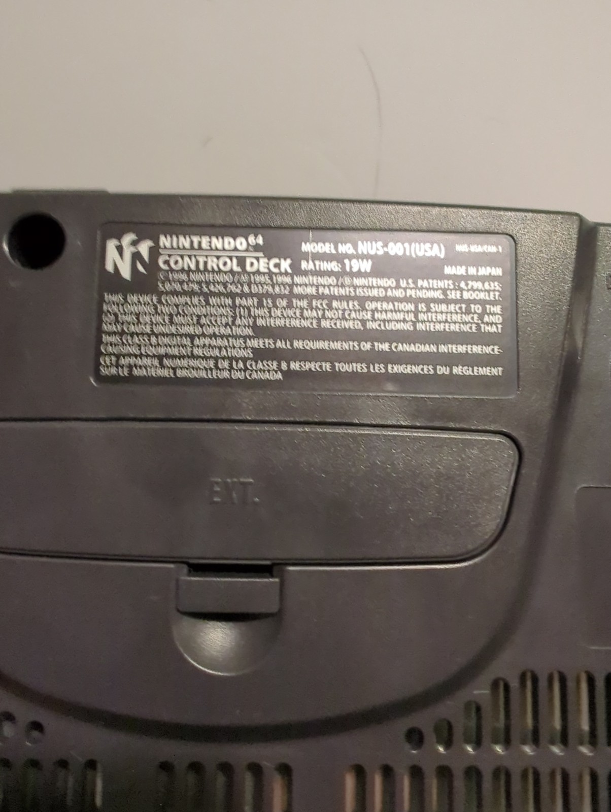 Nintendo 64 Console Atomic Purple Controller Bundle in Box NUS 001, Works