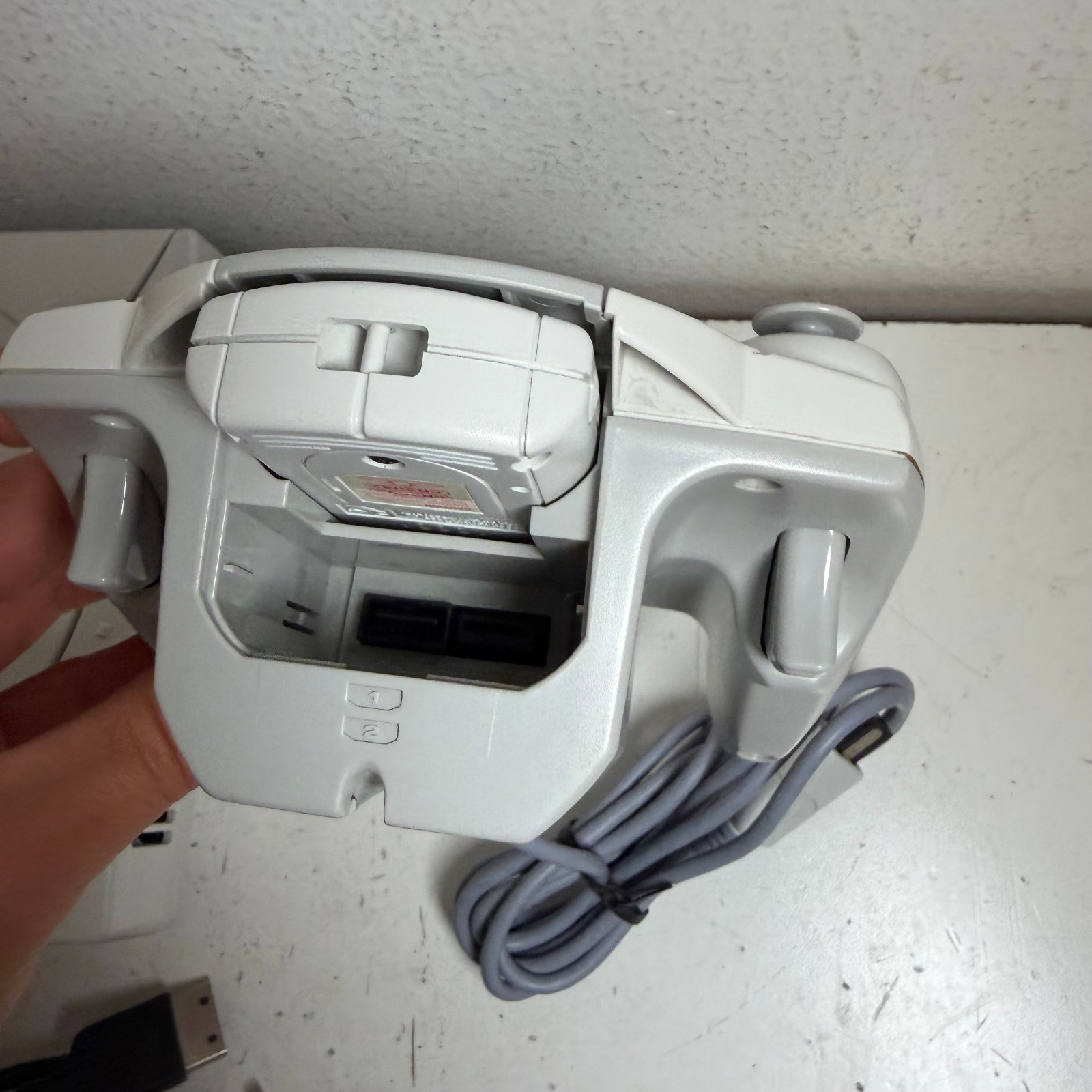 Sega Dreamcast HKT-3020 White Home Video Gaming Console With Controller